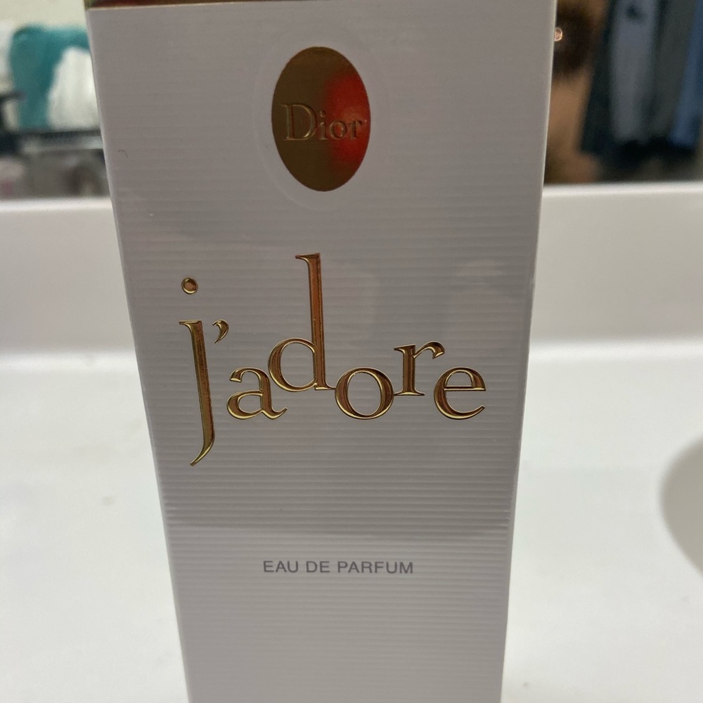 Dior Jadore Eau de parfume 1.7 oz bottle brand new!!